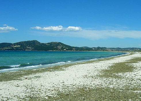 Location vacances à Hyères : Louer un voilier à Hyères en Provence, au sud de la France…
