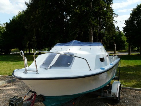 Bateau moteur petit budget