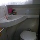 salle de bain (wc marin + douche + évier)