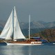 Majestueux yacht en bois de 26 m pour 16 passagers