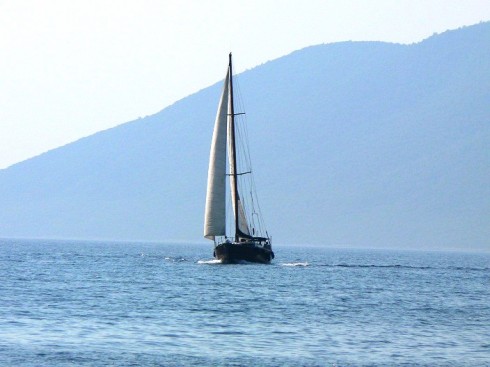 Yacht à voiles en bois de 17 m avec 3 cabines (42)