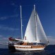 Très beau yacht categorie luxe en bois 20m pour 10 passagers