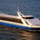 Bateau de commerce transport passagers restaurant bar VIP de 51 x 10 m