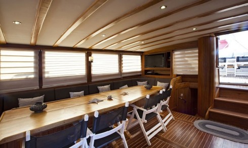 Grand ketch de 32 m 8 cabines 16 pax prestige boat international  