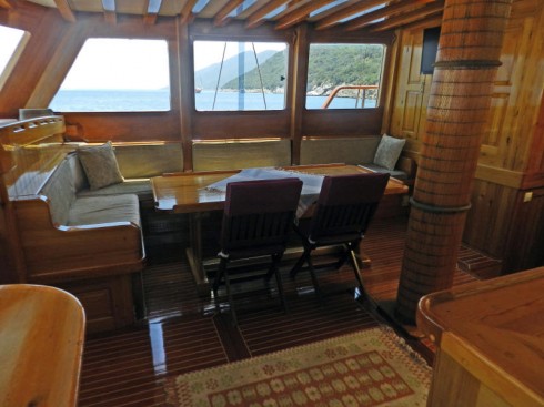 ketch de 28  m 6 cabines 12 pax prestige boat international  