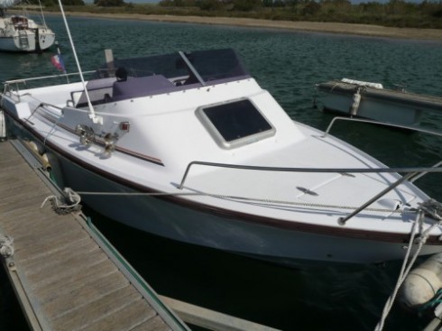 Bateau Moteur Occasion Jeanneau Europa Junior 20 pieds (6.1 mètres ...